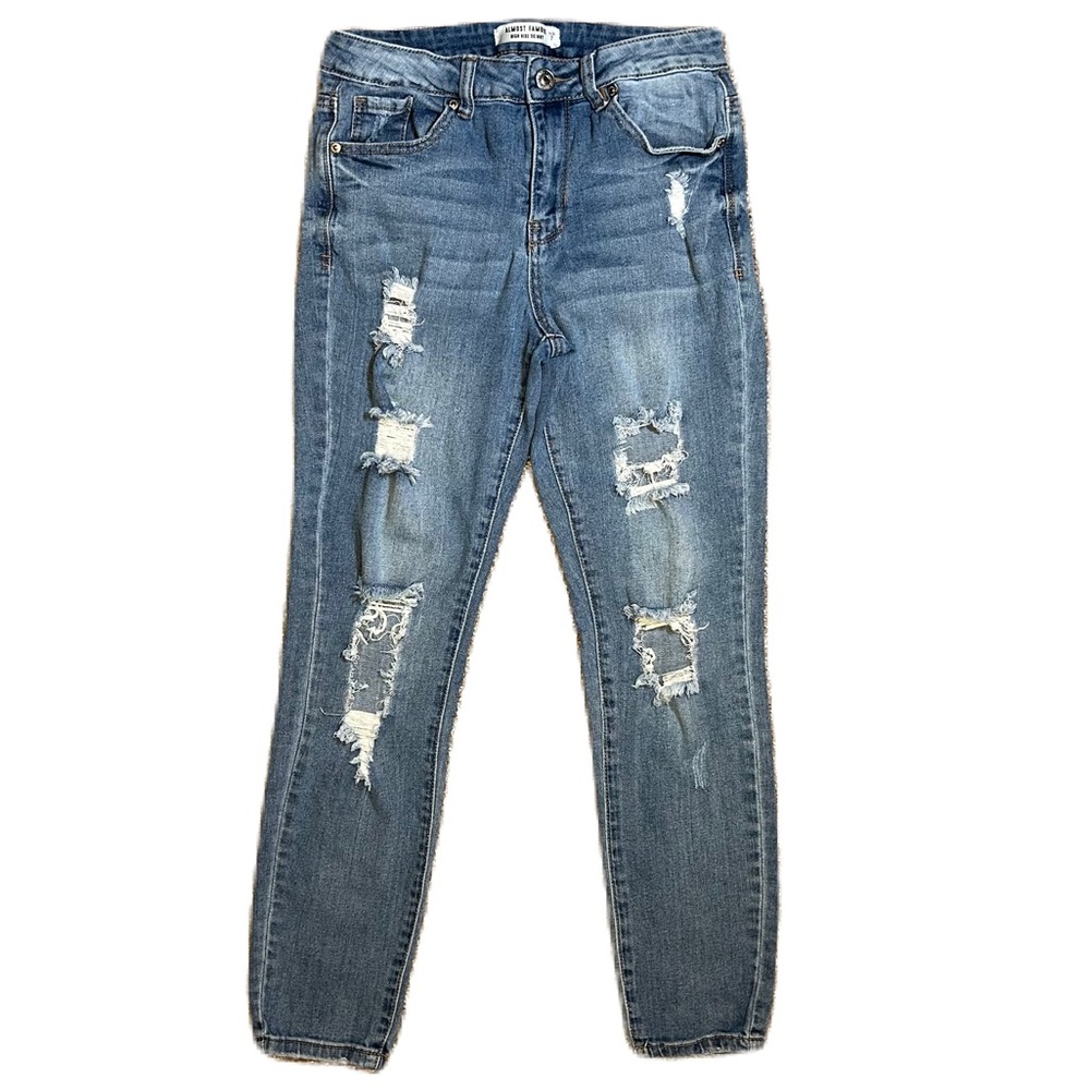 Almost Famous High Rise Distressed Skinny Jeans Medium Wash Size 7 Juniors